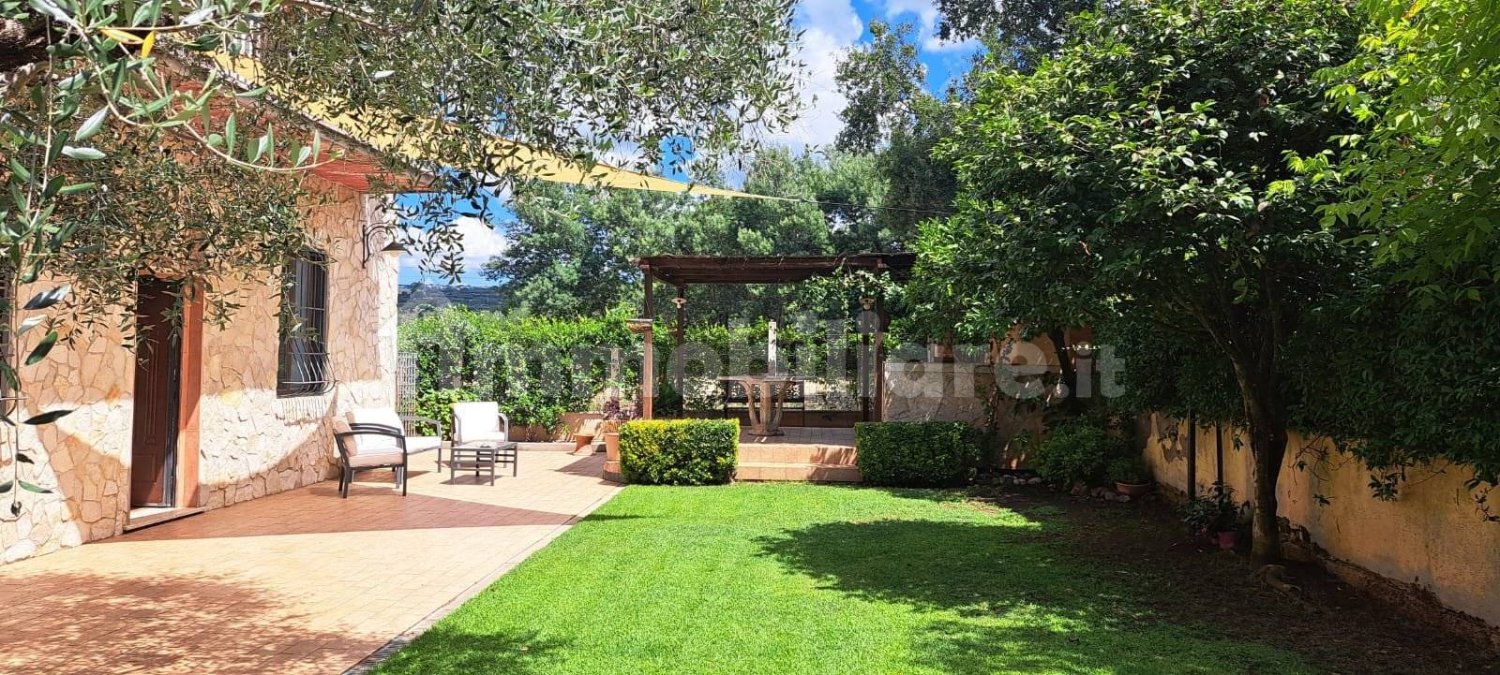 2 bedrooms Apartment in Lanuvio, Italy No. 284631