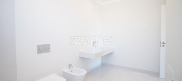 Дом с 3 спальнями в Фуншал, Португалия № 94310 20