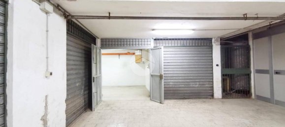 Квартира с 2 спальнями в Лучера, Италия № 291301 16