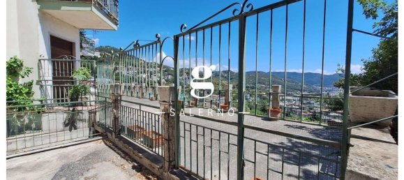 4 rooms Apartment in Salerno, Italy No. 278150 3