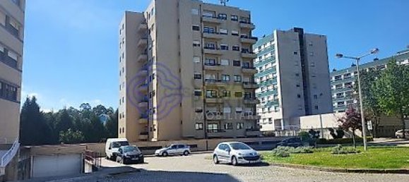 60m² Commercial property in Moreira, Portugal No. 36876 12