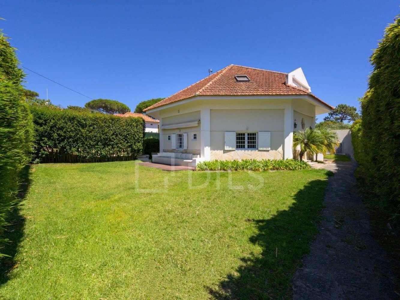 3 Schlafzimmer Haus in Cascais, Portugal, Nr. 299449