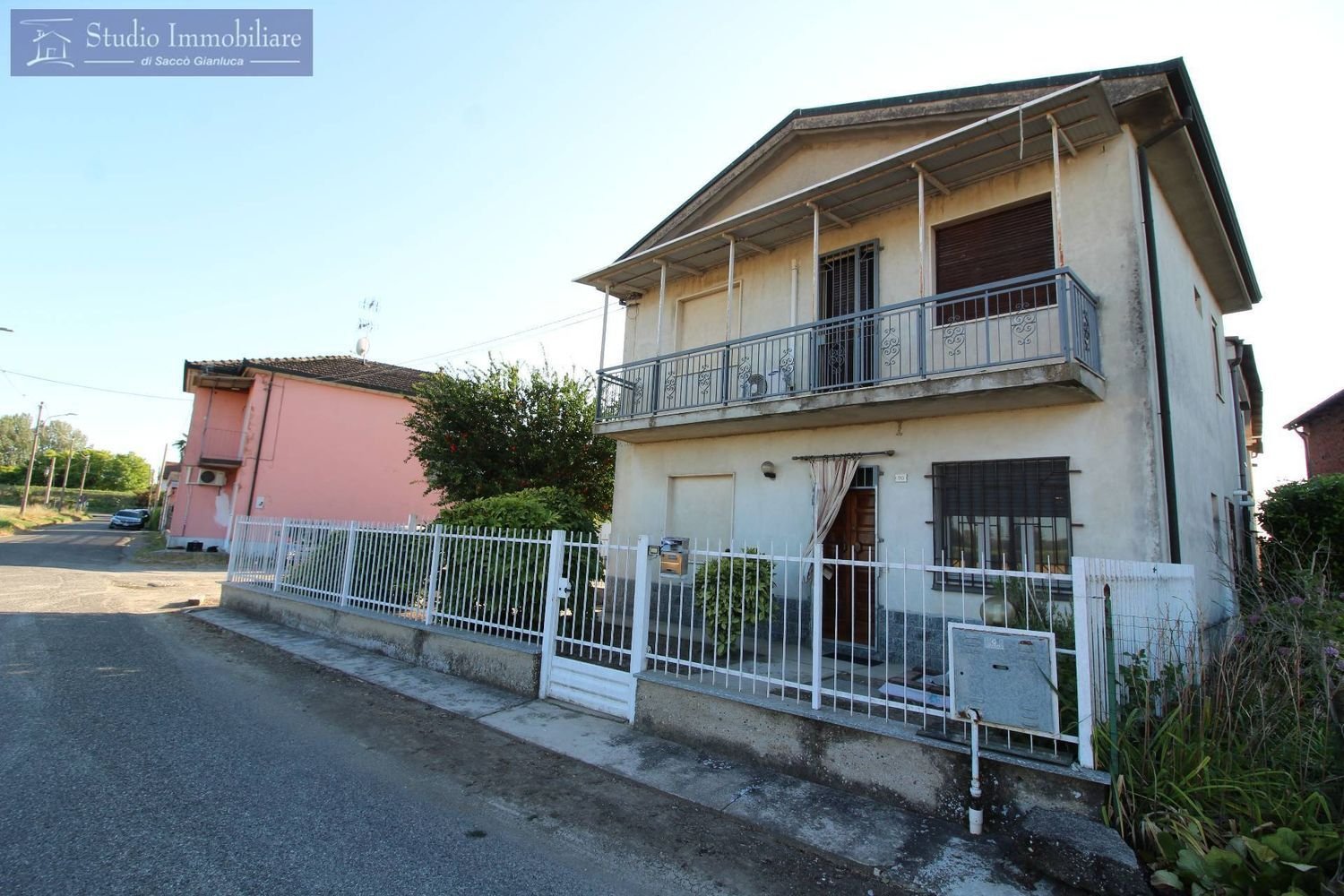 5 rooms Apartment in Cigognola, Italy No. 280516