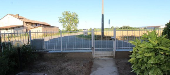 5 rooms Apartment in Cigognola, Italy No. 280516 4