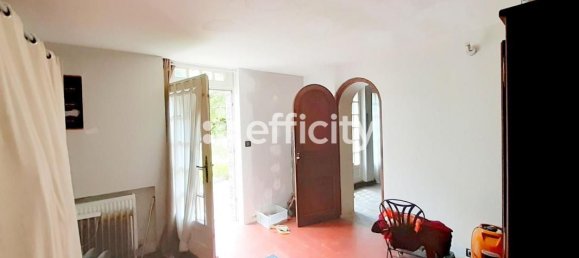 3 bedrooms House in Combres, France No. 243762 4