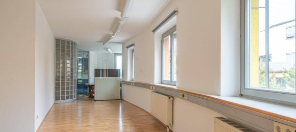 121m² Office in Waltendorf, Austria No. 140617 11