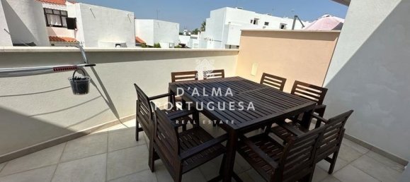 5 bedrooms Villa in Quarteira, Portugal No. 156913 4