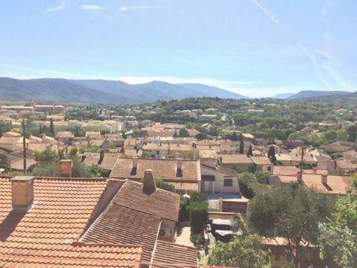 2 bedrooms Condo in Cogolin, France No. 13835