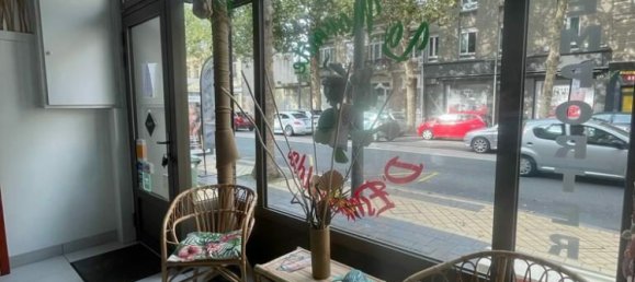 بناية في Calais, France 250متر مربع رقم 89921 2