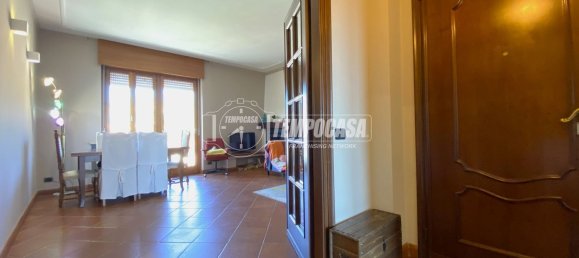 Apartamento de 4 divisões em Biella, Italy N.º 302798 8