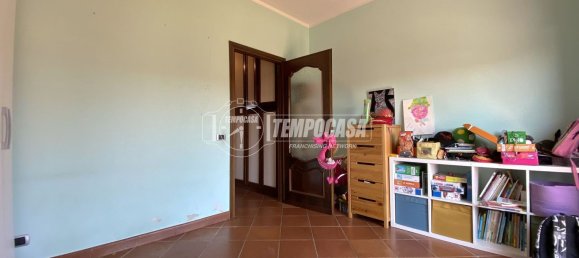 Apartamento de 4 divisões em Biella, Italy N.º 302798 24