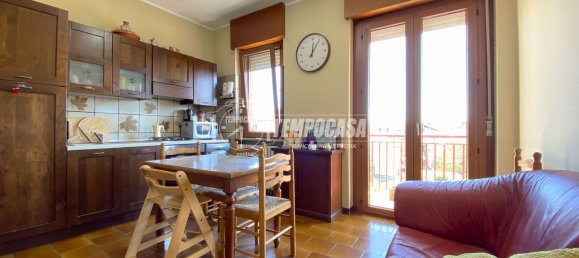 Apartamento de 4 divisões em Biella, Italy N.º 302798 10