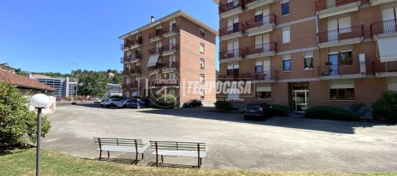 Apartamento de 4 divisões em Biella, Italy N.º 302798 32