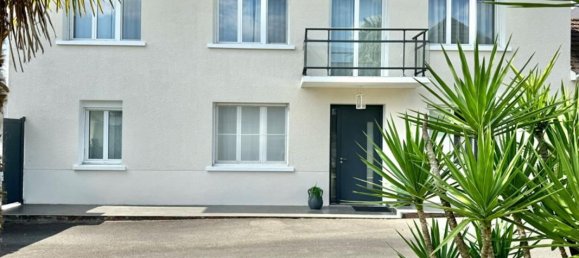 4 Schlafzimmer Stadthaus in Pau, France, Nr. 100222 9