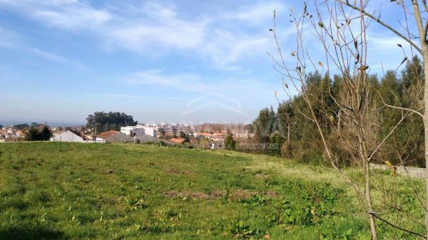 4600m² Land in Vila Nova de Gaia, Portugal No. 104707