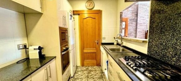 4 bedrooms Apartment in Sants-Montjuic, Spain No. 176659 2