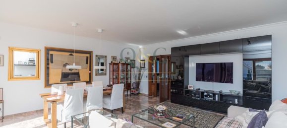 4 bedrooms Villa in Faro, Portugal No. 109822 6