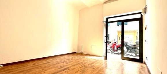25m² Commercial property in Florence, Italy No. 62877 20