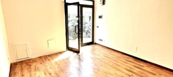 25m² Commercial property in Florence, Italy No. 62877 4