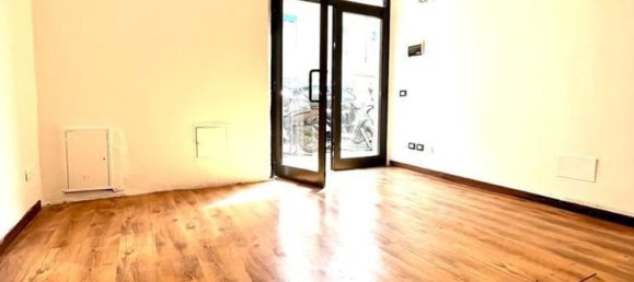 25m² Commercial property in Florence, Italy No. 62877 5