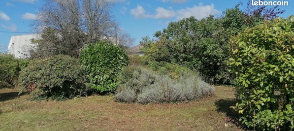 3 Schlafzimmer Haus in Neuvy-le-Roi, France, Nr. 63244 7