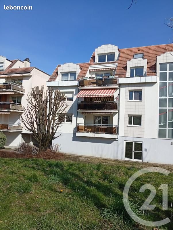 3 bedrooms Apartment in Strasbourg, France No. 75733