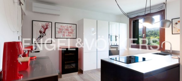 5 bedrooms Duplex in Garda, Italy No. 352953 2