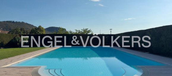 5 bedrooms Duplex in Garda, Italy No. 352953 12