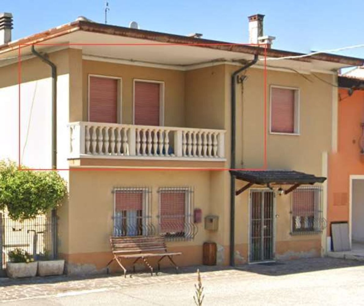 3 rooms Apartment in Gambellara, Italy No. 300357