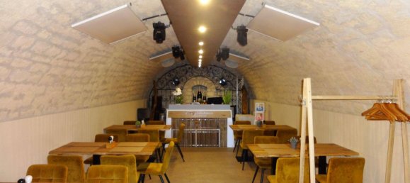 Коммерческая недвижимость 375м² в Траутмансдорф ан дер Лайта, Австрия № 155438 11