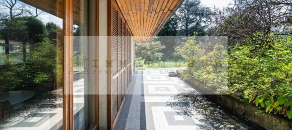 7 bedrooms Villa in Carate Brianza, Italy No. 314348 7