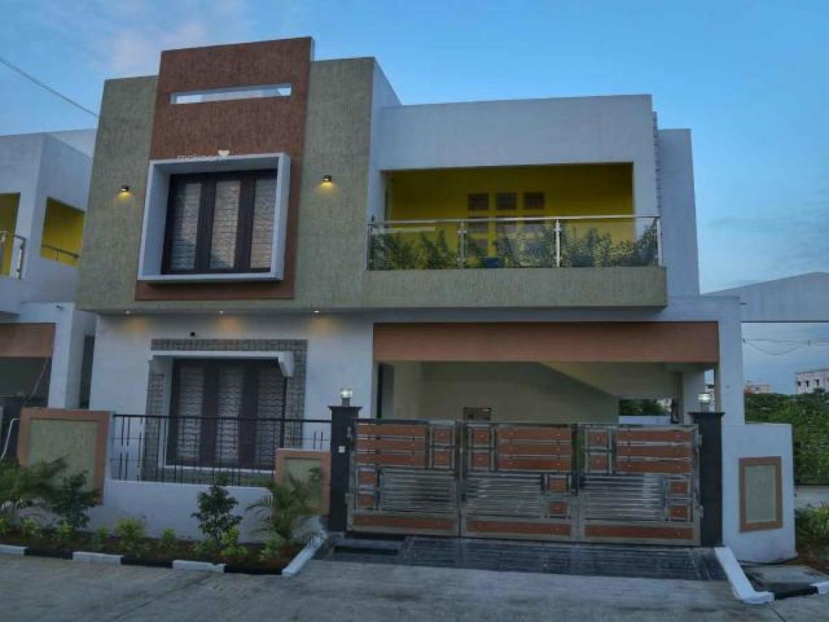 3 bedrooms House in Chennai, India No. 26986