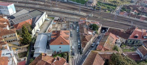2 Schlafzimmer Haus in Porto, Portugal, Nr. 23676 8
