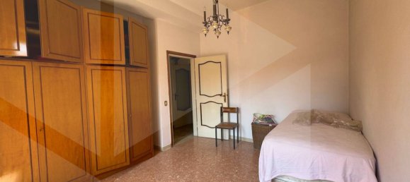 4-salle Appartement à Avezzano, Italy No. 32811 22