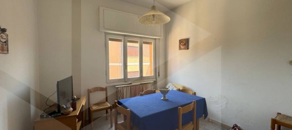 4-salle Appartement à Avezzano, Italy No. 32811 10