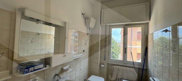 4-salle Appartement à Avezzano, Italy No. 32811 17