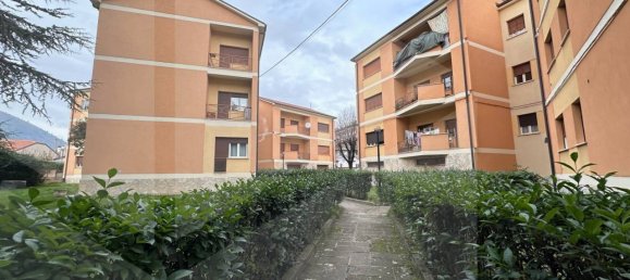 4-salle Appartement à Avezzano, Italy No. 32811 27