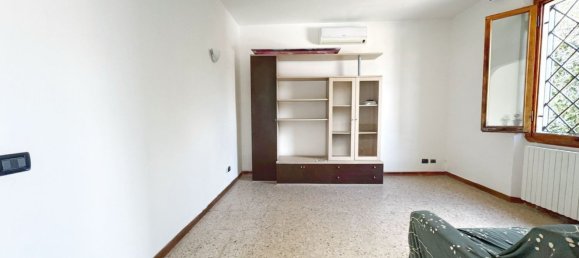 3 bedrooms House in Poggio a Caiano, Italy No. 319739 19