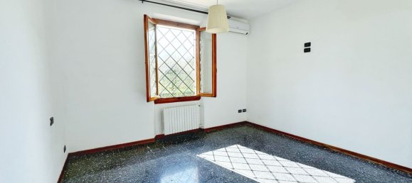 3 bedrooms House in Poggio a Caiano, Italy No. 319739 28