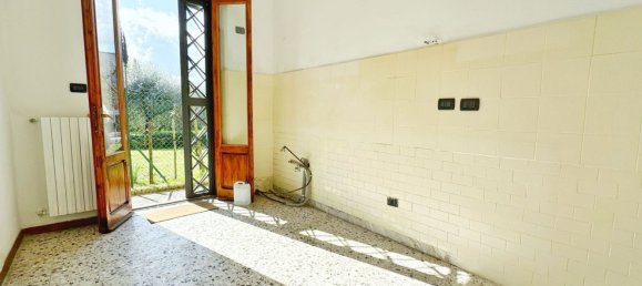 3 bedrooms House in Poggio a Caiano, Italy No. 319739 24