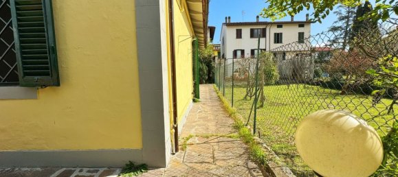 3 bedrooms House in Poggio a Caiano, Italy No. 319739 10
