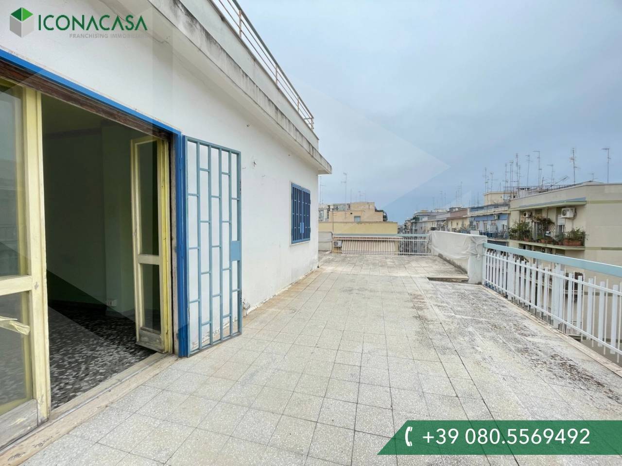 1 Schlafzimmer Penthouse in Bari, Italy, Nr. 22052