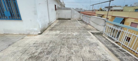 1 Schlafzimmer Penthouse in Bari, Italy, Nr. 22052 21