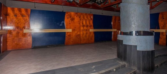 Коммерческая недвижимость 251м² в Бургос, Испания № 80264 9