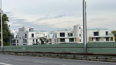 Terrain à Dobling, Austria 141m² No. 143174