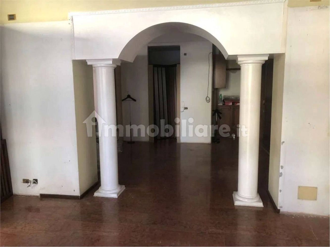 2 rooms Commercial property in Voghera, Italy No. 346675