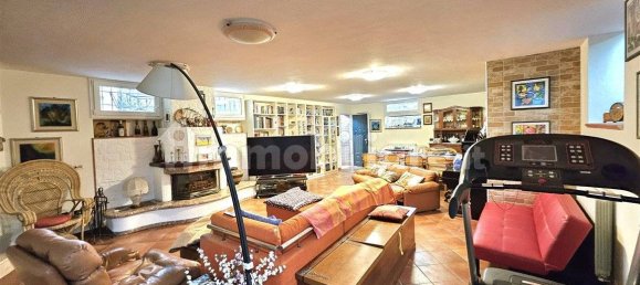 5 Schlafzimmer Villa in Montignoso, Italy, Nr. 237333 32