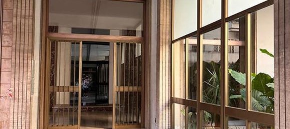 2 rooms Apartment in Rome, Italy No. 16976 11