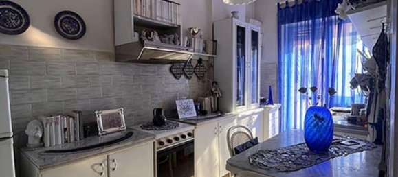 2 rooms Apartment in Rome, Italy No. 16976 7