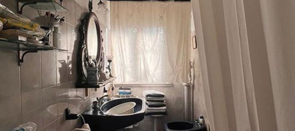 2 rooms Apartment in Rome, Italy No. 16976 9